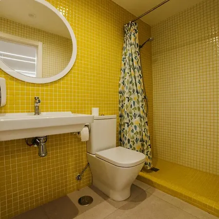 Palm Court Apartment