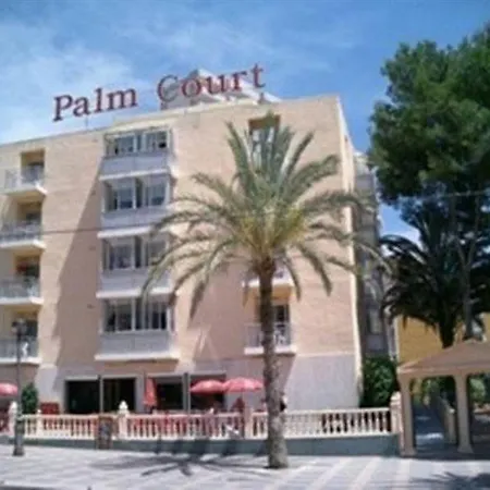 Palm Court Apartment *