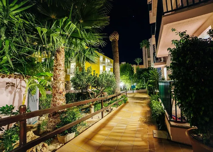 Palm Court Apartament Benidorm