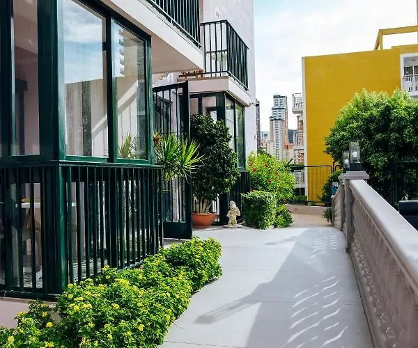 Apartament Palm Court *