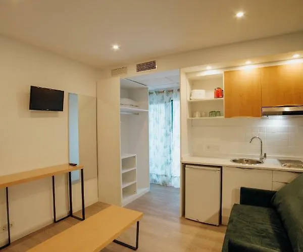 Apartament Palm Court